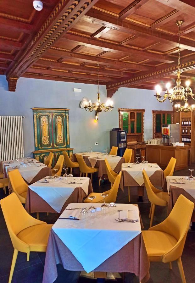 GH Hotel Monzoni Pozza di Fassa Esterno foto