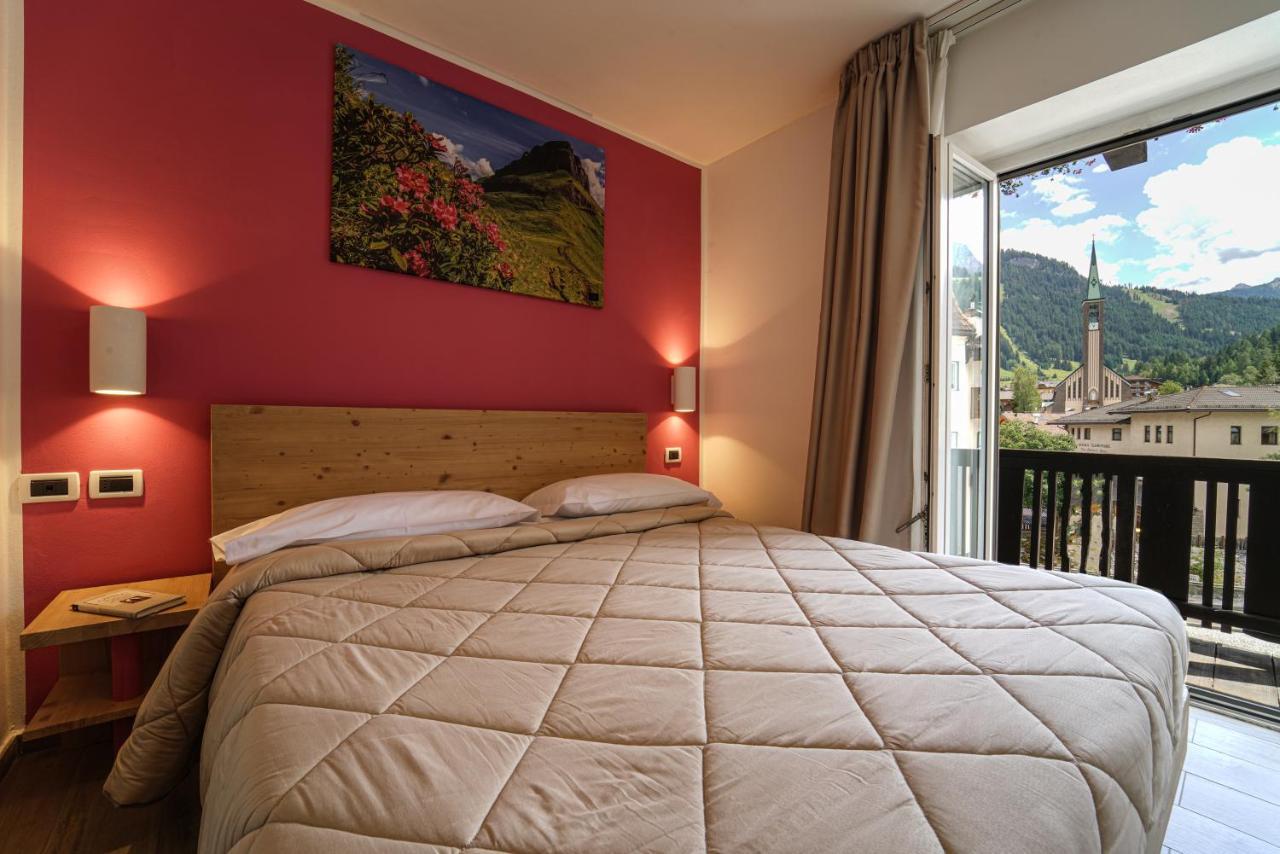 GH Hotel Monzoni Pozza di Fassa Esterno foto