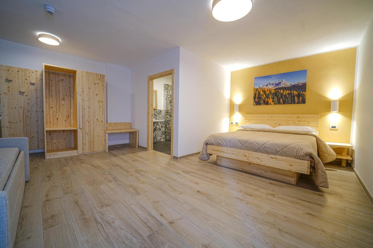 GH Hotel Monzoni Pozza di Fassa Esterno foto