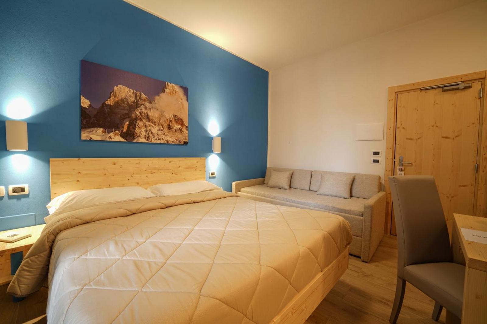GH Hotel Monzoni Pozza di Fassa Esterno foto