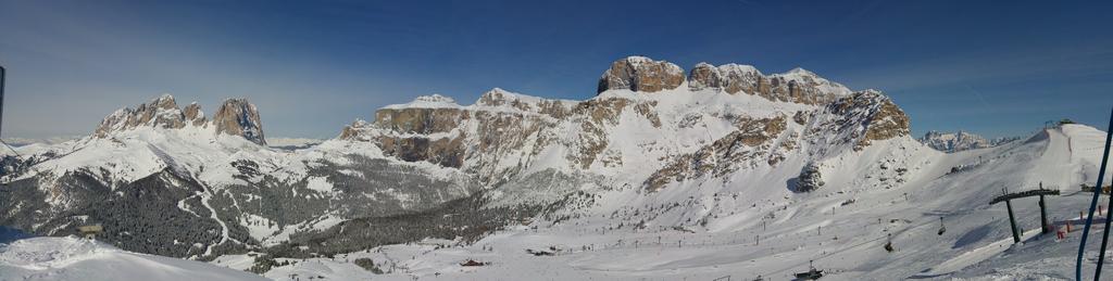 GH Hotel Monzoni Pozza di Fassa Esterno foto